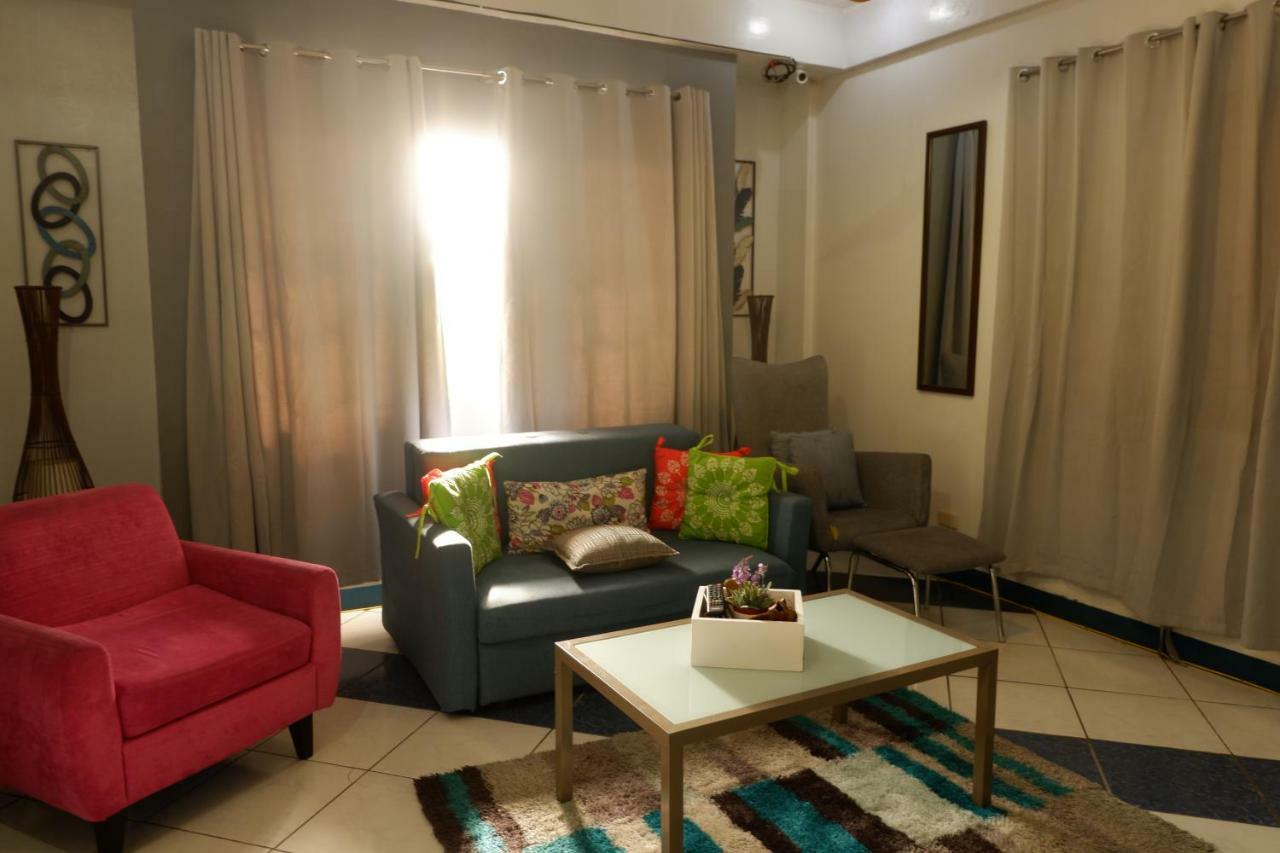 Tagaytay Modern Guesthouse - City Center Tagaytay City Екстер'єр фото