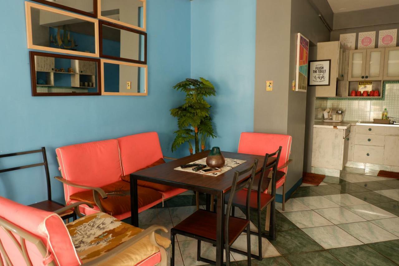 Tagaytay Modern Guesthouse - City Center Tagaytay City Екстер'єр фото