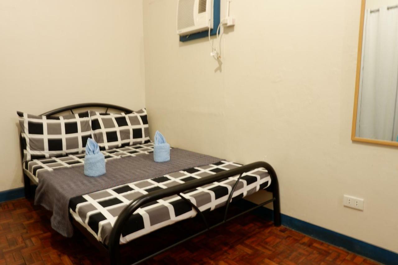 Tagaytay Modern Guesthouse - City Center Tagaytay City Екстер'єр фото
